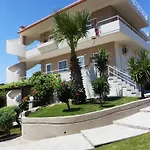 Villa Olive Grove